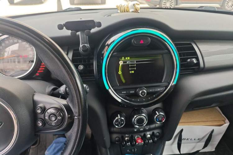 Used MINI 2014 1.5T COOPER Fun Audio And AC Panel