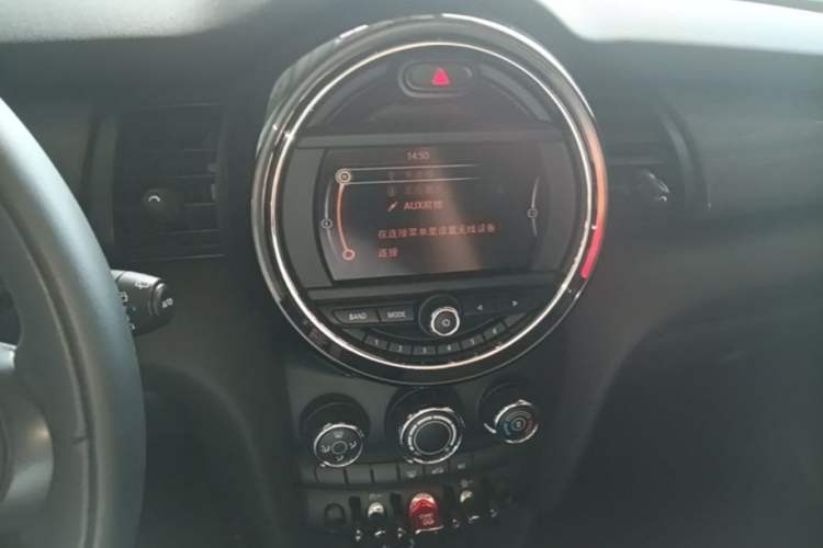 Used MINI 2014 1.5T COOPER Fun Audio And AC Panel