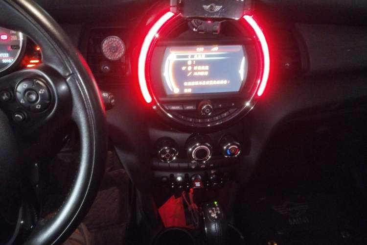 Used MINI 2014 1.5T COOPER Fun Audio And AC Panel