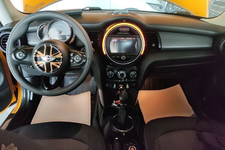 Used MINI 2014 1.5T COOPER Fun Center Console