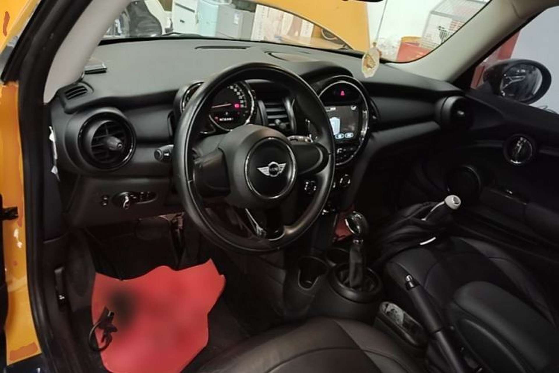 Used MINI 2014 1.2T ONE Center Console