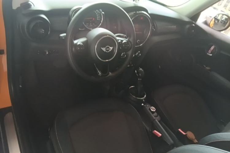 Used MINI 2014 1.5T COOPER Fun Center Console