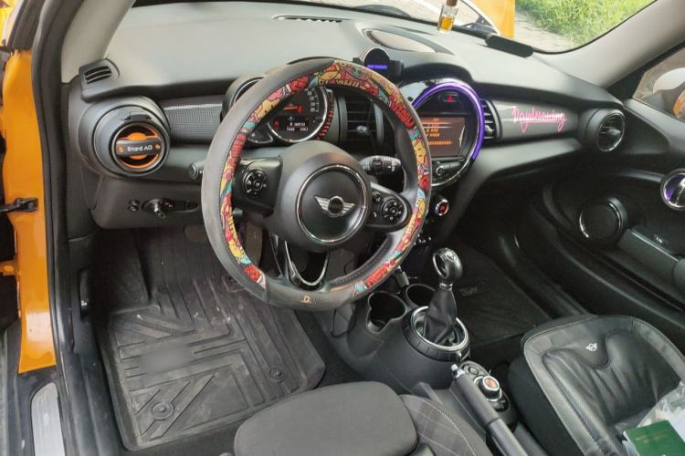 Used MINI 2014 1.5T COOPER Excitement Center Console