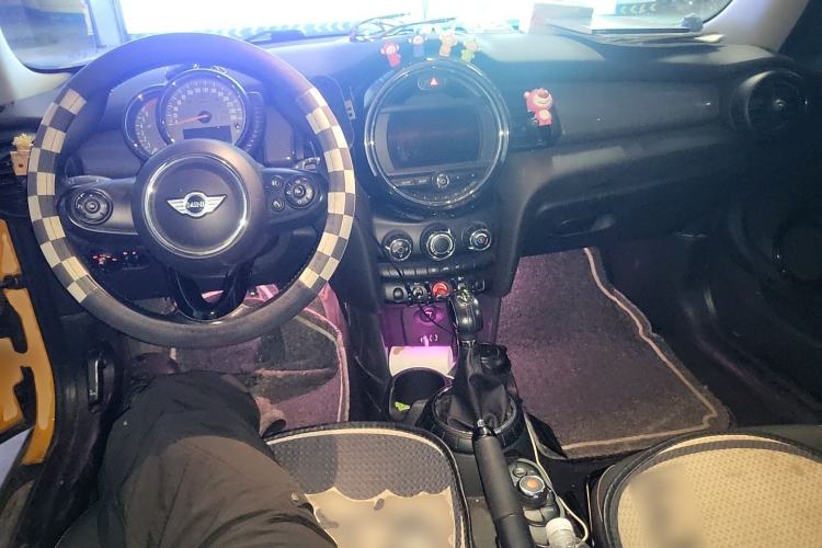 Used MINI 2014 1.5T COOPER Fun Center Console