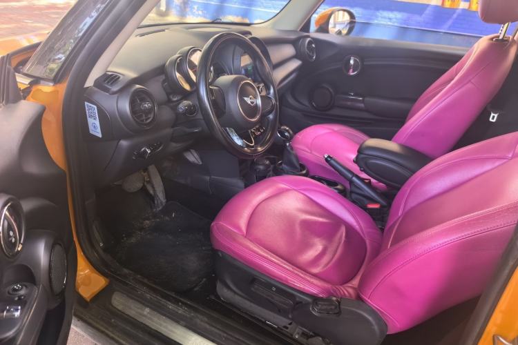 Used MINI 2014 1.2T ONE Driver Seat