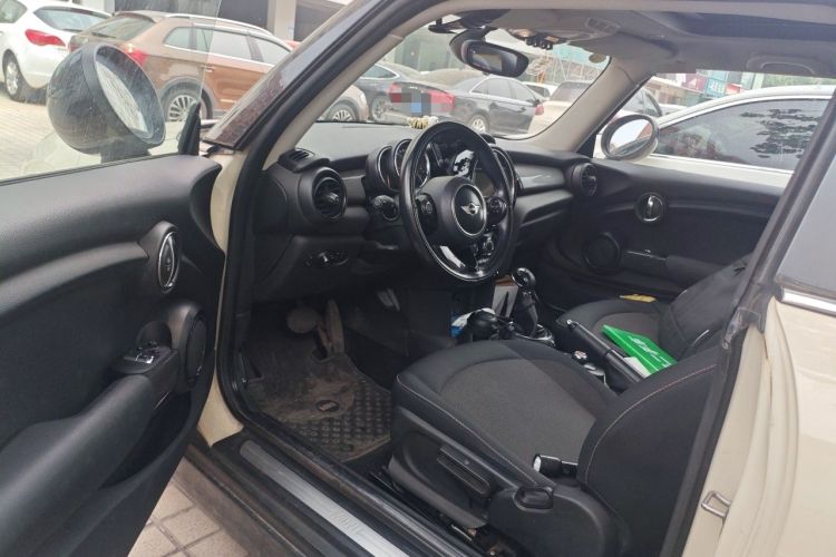 Used MINI 2014 1.5T COOPER Fun Driver Seat