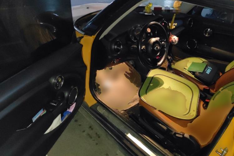 Used MINI 2014 1.2T ONE+ Driver Seat
