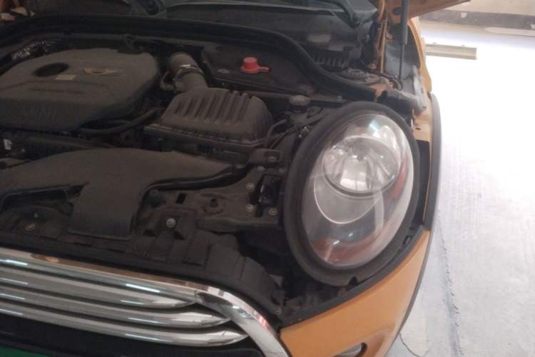 Used MINI 2014 1.5T COOPER Fun Engine Bay Left