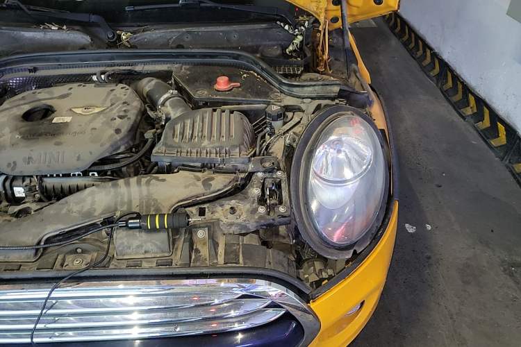 Used MINI 2014 1.5T COOPER Fun Engine Bay Left