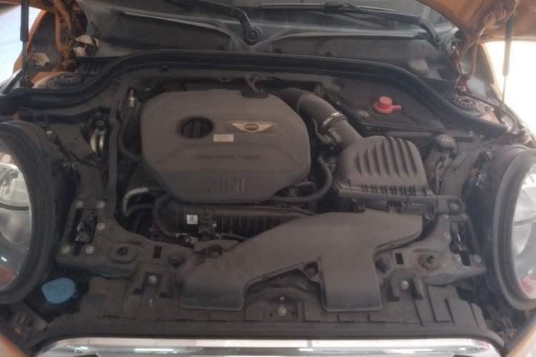 Used MINI 2014 1.5T COOPER Fun Engine Bay