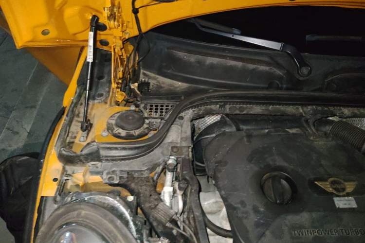 Used MINI 2014 1.2T ONE+ Engine Bay Right