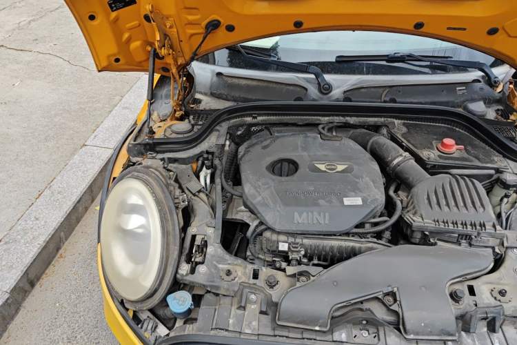 Used MINI 2014 1.2T ONE+ Engine Bay Right