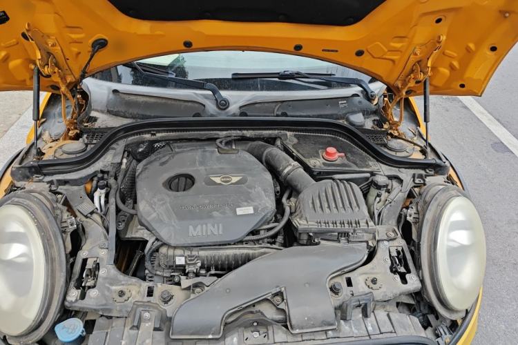Used MINI 2014 1.2T ONE+ Engine Bay