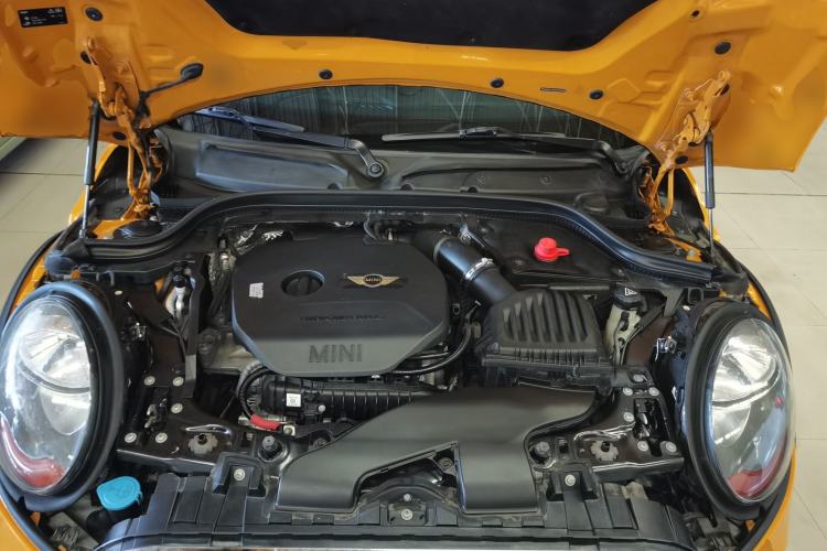 Used MINI 2014 1.2T ONE+ Engine Bay