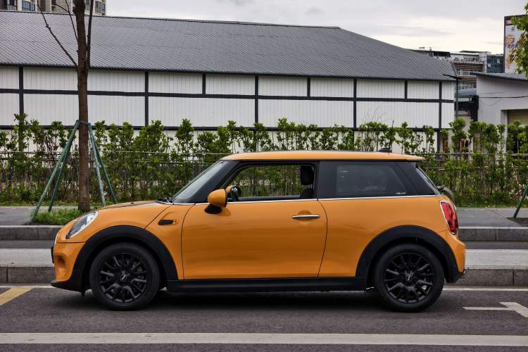 Used MINI 2014 1.2T ONE+ Exterior 8