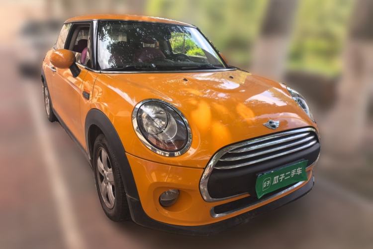 Used MINI 2014 1.2T ONE Front Right 45 Deg