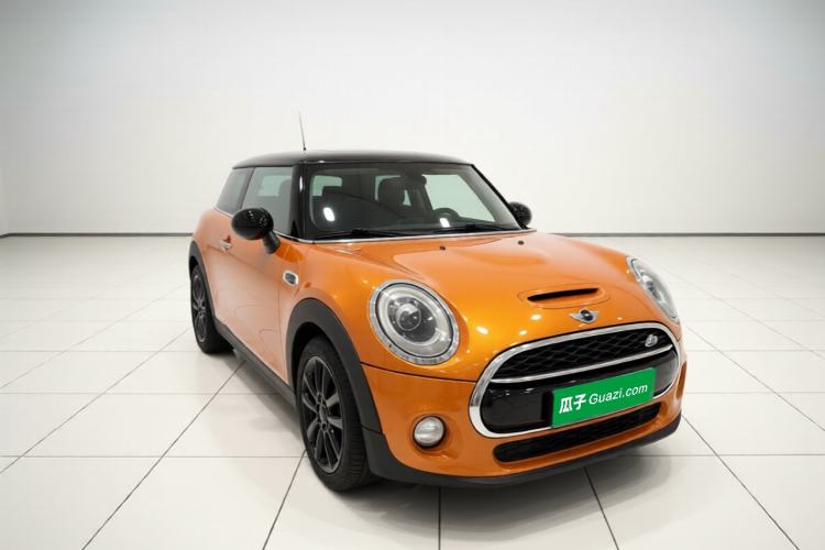 Used MINI 2014 1.5T COOPER Fun Front Right 45 Deg