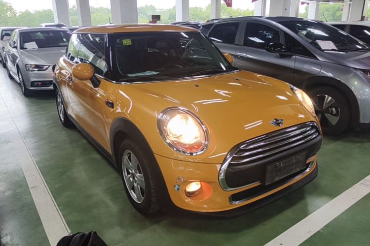 Used MINI 2014 1.2T ONE Front Right 45 Deg