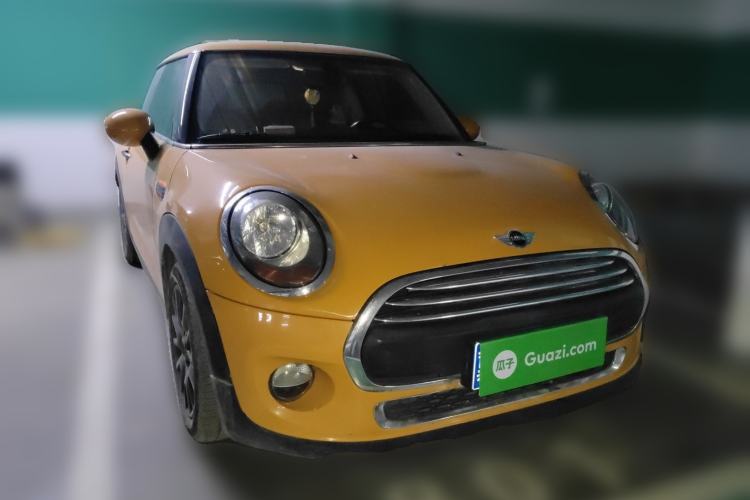 Used MINI 2014 1.2T ONE+ Front Right 45 Deg
