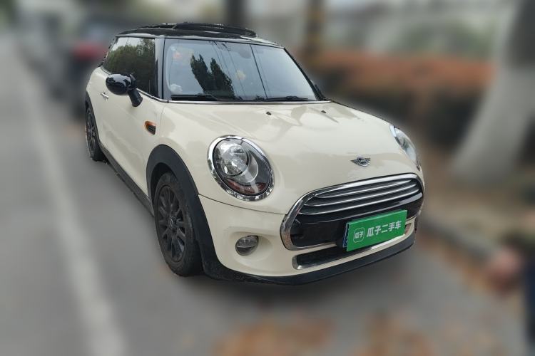 Used MINI 2014 1.5T COOPER Fun Front Right 45 Deg