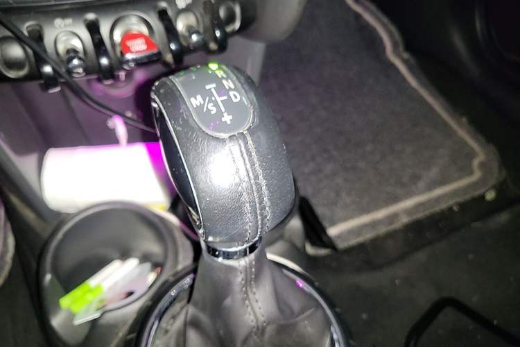 Used MINI 2014 1.5T COOPER Fun Gear Lever
