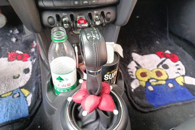 Used MINI 2014 1.2T ONE+ Gear Lever