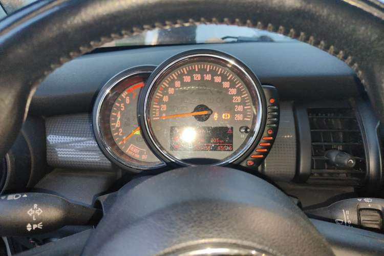 Used MINI 2014 1.5T COOPER Fun Instrument Cluster