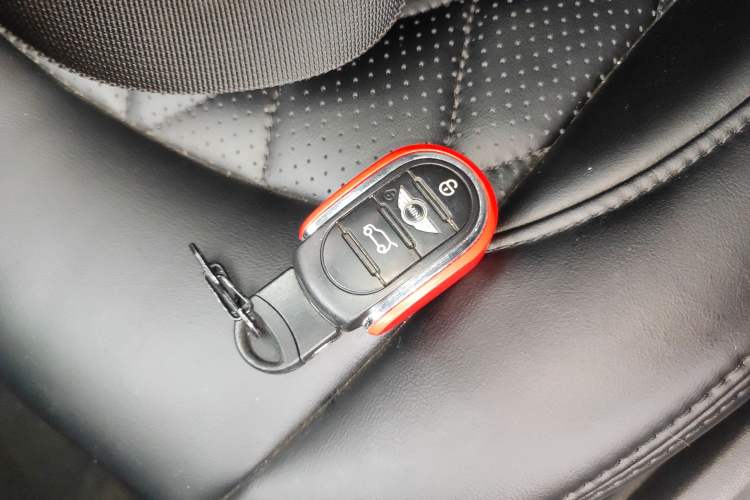 Used MINI 2014 1.2T ONE+ Interior 1