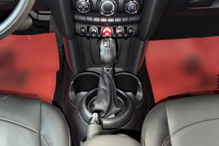 Used MINI 2014 1.2T ONE Interior 3