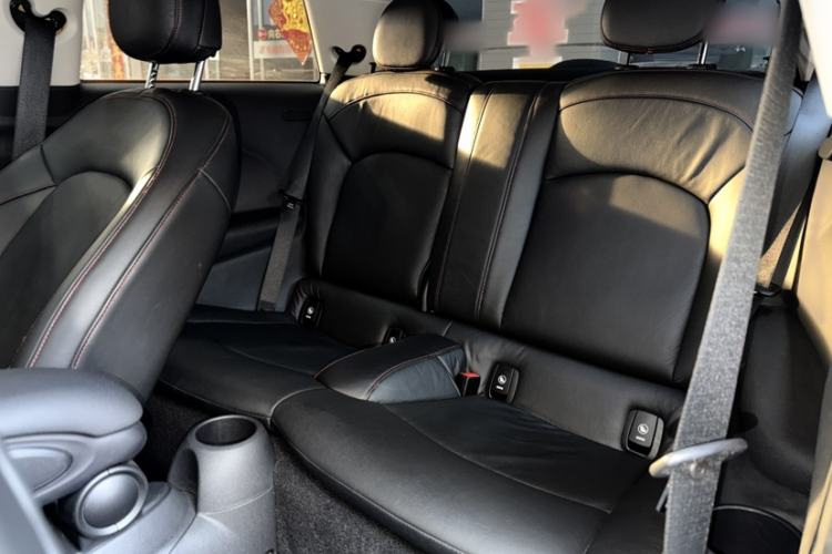 Used MINI 2014 1.2T ONE Interior 9