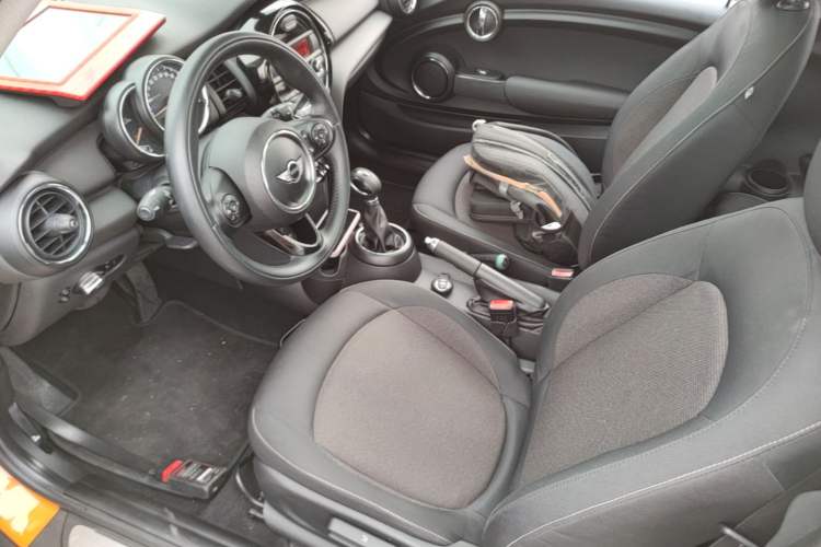 Used MINI 2014 1.2T ONE+ Left Front Seat