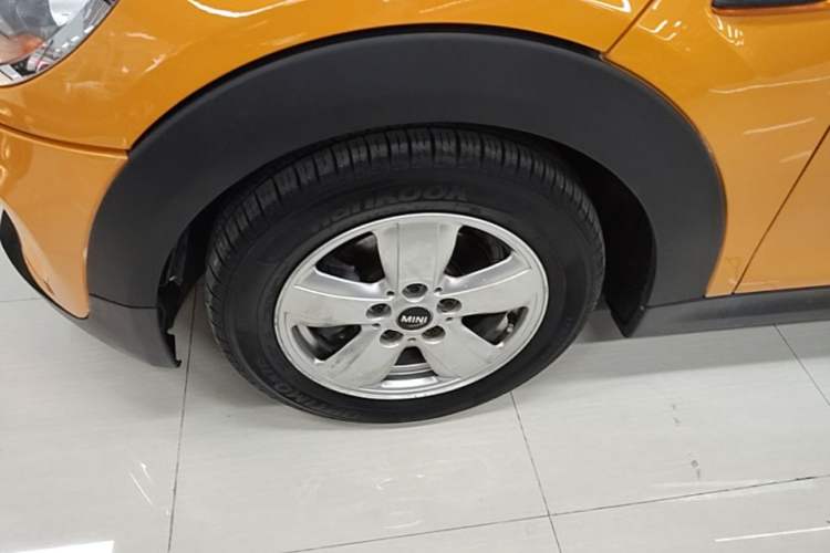 Used MINI 2014 1.2T ONE Left Front Wheel Hub