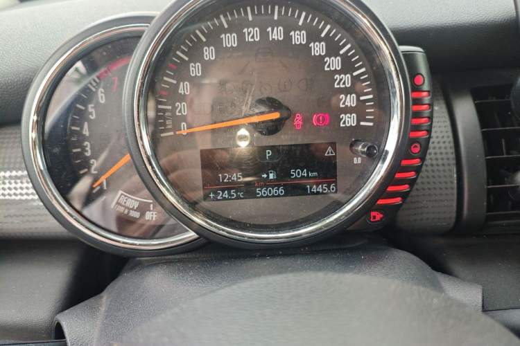 Used MINI 2014 1.5T COOPER Fun Odometer Close Up