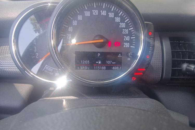 Used MINI 2014 1.5T COOPER Fun Odometer Close Up