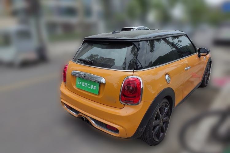 Used MINI 2014 2.0T COOPER S Excitement Rear Right 45 Deg