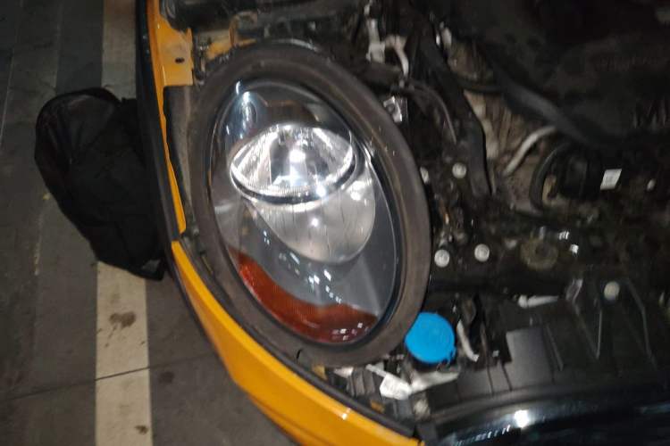 Used MINI 2014 1.2T ONE+ Right Front Headlight