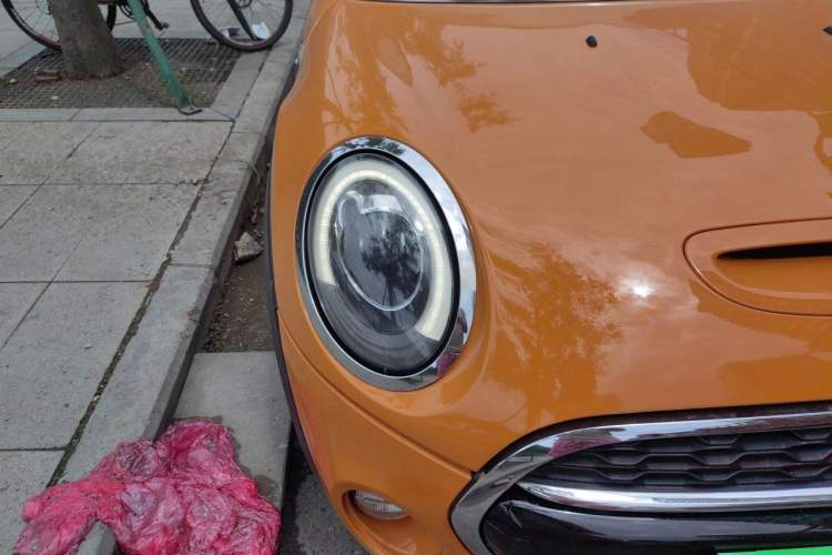 Used MINI 2014 2.0T COOPER S Excitement Right Front Headlight