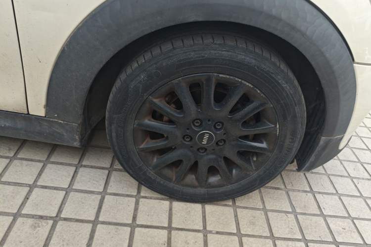Used MINI 2014 1.5T COOPER Fun Right Front Wheel Hub
