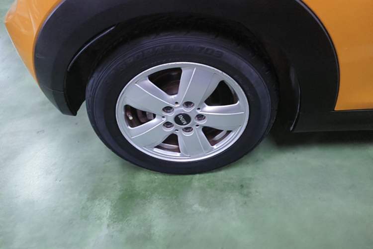 Used MINI 2014 1.2T ONE Right Rear Wheel Hub