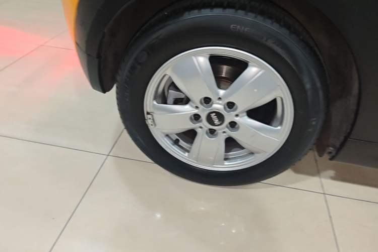 Used MINI 2014 1.2T ONE Right Rear Wheel Hub