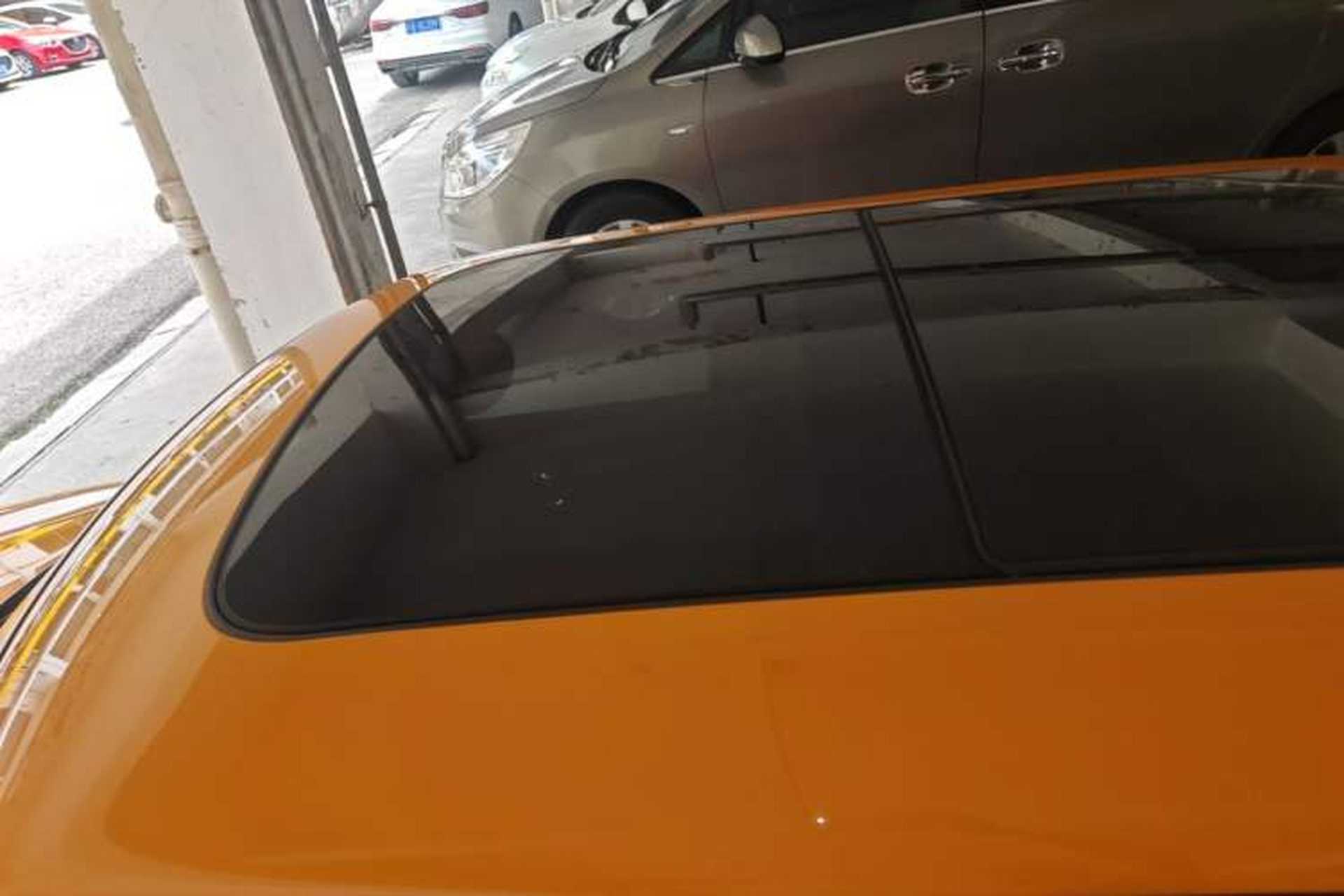 Used MINI 2014 1.2T ONE+ Roof