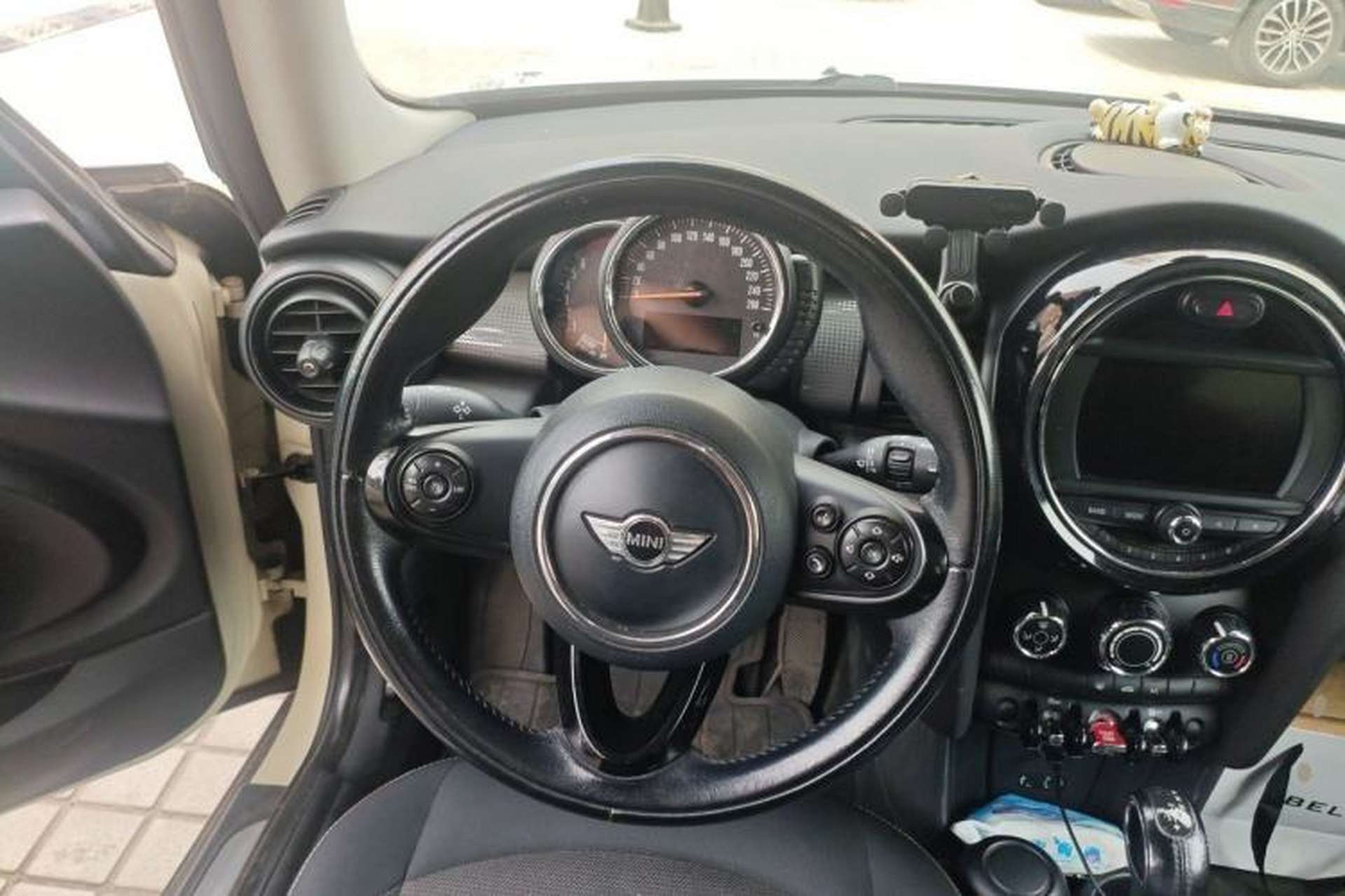 Used MINI 2014 1.5T COOPER Fun Steering Wheel