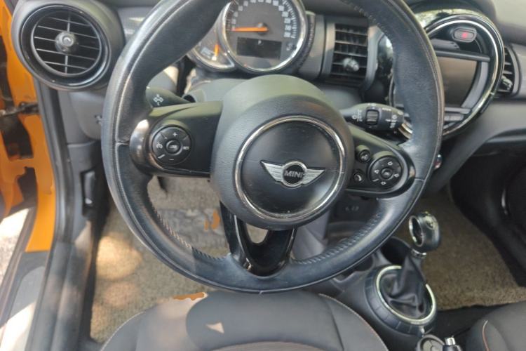 Used MINI 2014 1.5T COOPER Fun Steering Wheel