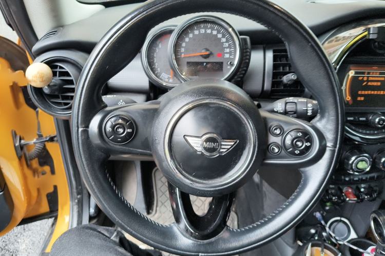 Used MINI 2014 1.5T COOPER Fun Steering Wheel