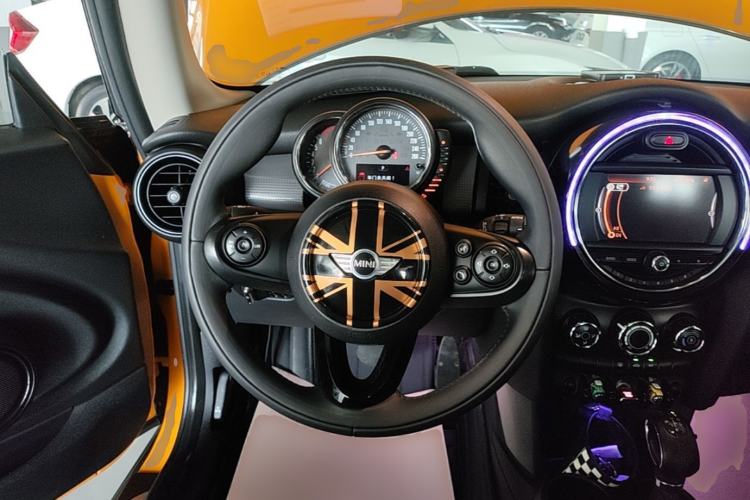 Used MINI 2014 1.5T COOPER Fun Steering Wheel
