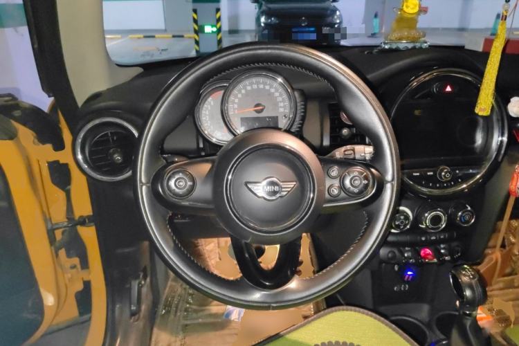Used MINI 2014 1.2T ONE+ Steering Wheel