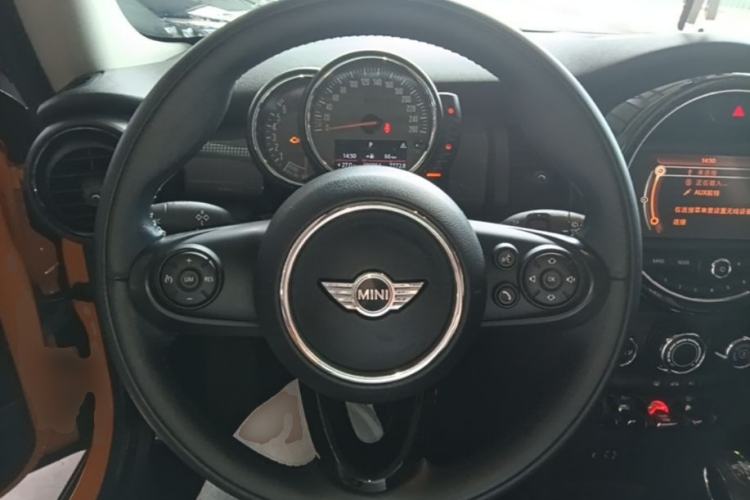 Used MINI 2014 1.5T COOPER Fun Steering Wheel