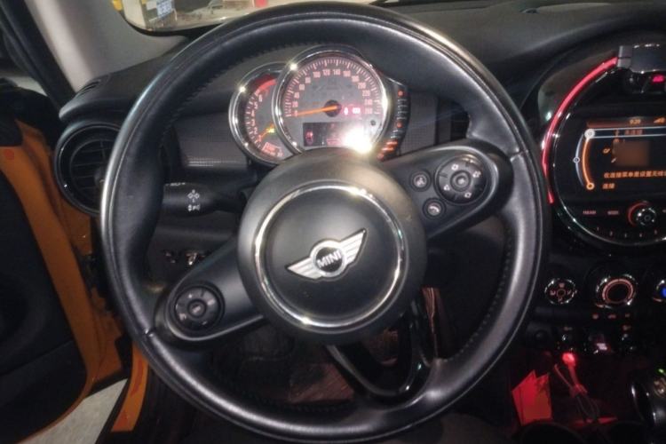 Used MINI 2014 1.5T COOPER Fun Steering Wheel