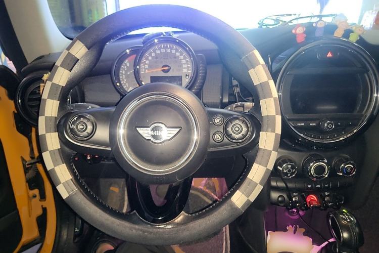 Used MINI 2014 1.5T COOPER Fun Steering Wheel