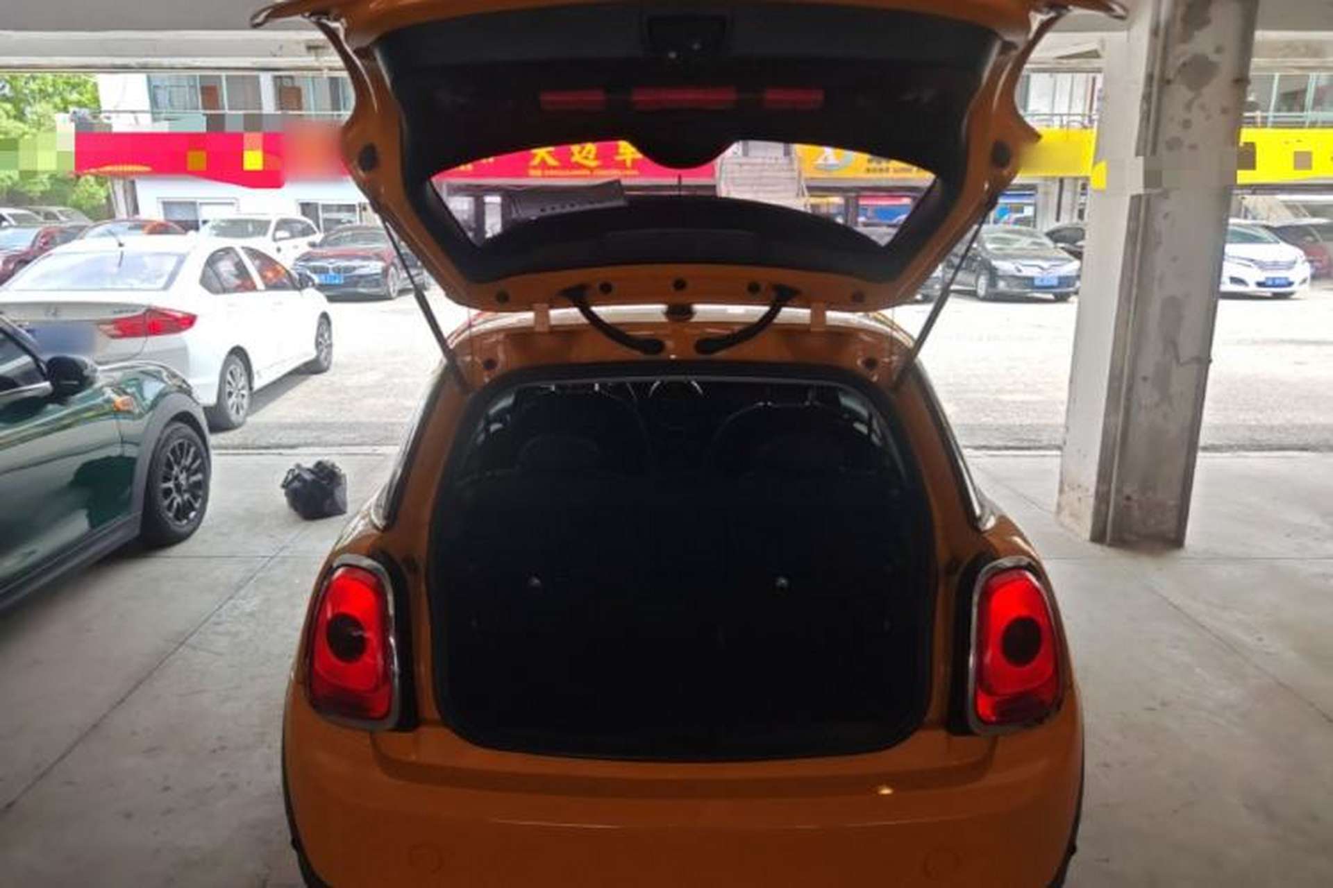 Used MINI 2014 1.2T ONE+ Trunk